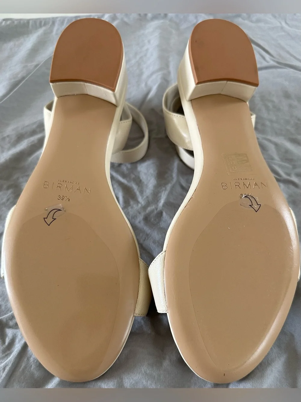 Alexandre Birman CLARITA 30 EGGSHELL size 39 1/2